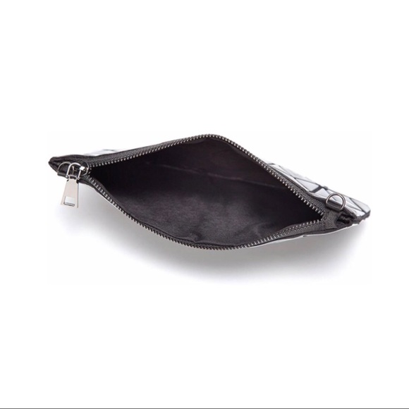 Geometric shoulder bag - Picture 3 of 3